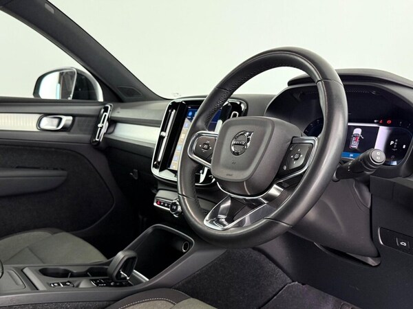 Used Volvo XC40 2022 for sale - 76286129: Photo 24