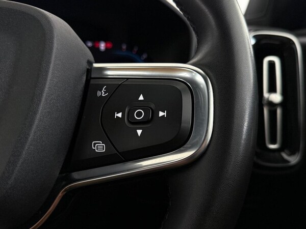 Used Volvo XC40 2022 for sale - 76286129: Photo 26