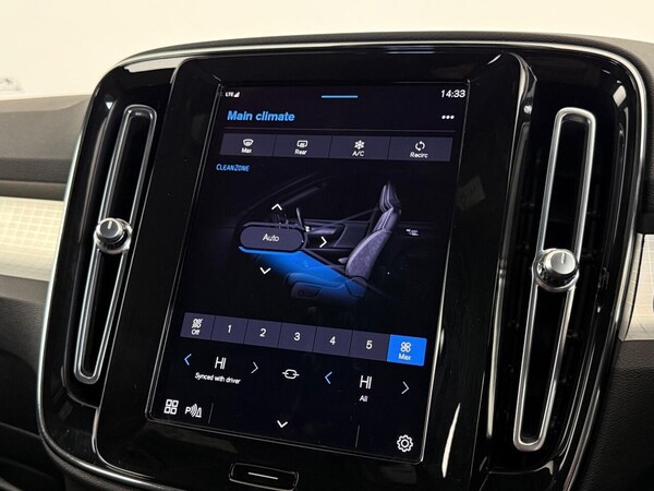 Used Volvo XC40 2022 for sale - 76286129: Photo 31
