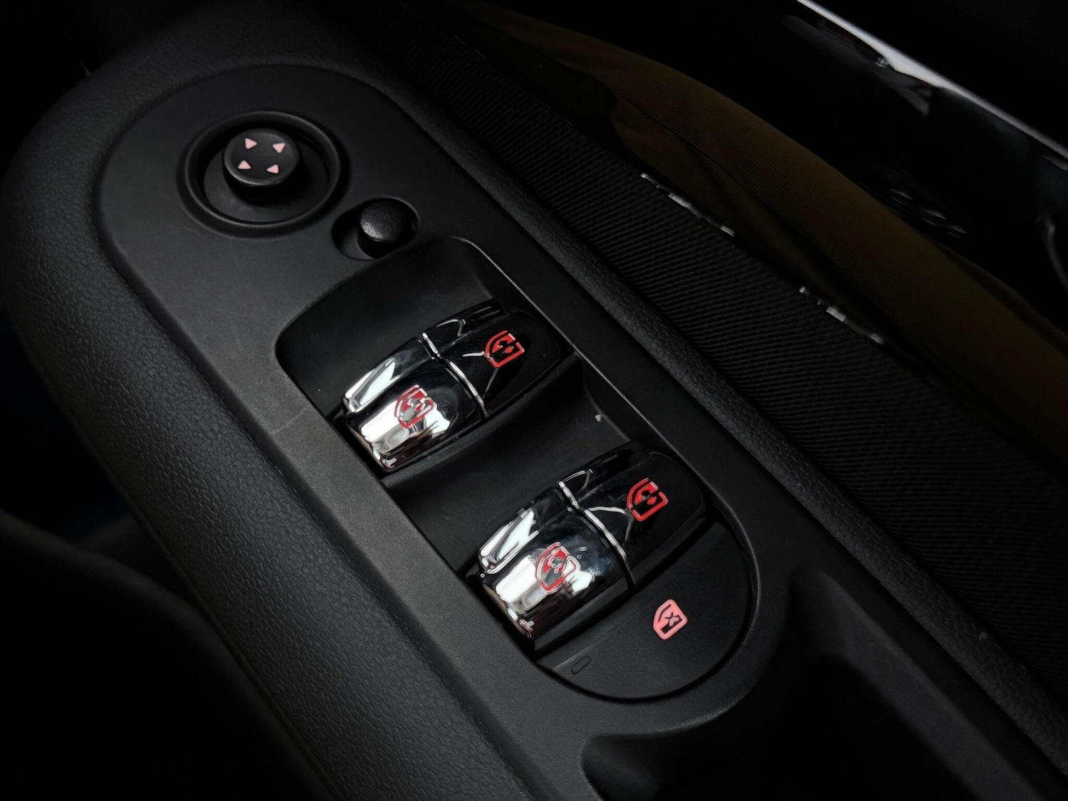 Used MINI Clubman 2017 for sale - 76468275: Photo 37