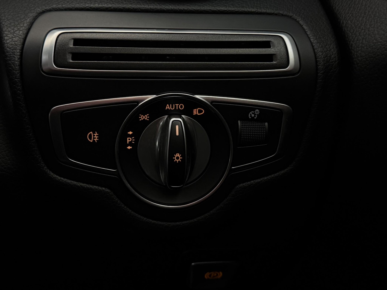 Used Mercedes-Benz C Class 2021 for sale - 77246774: Photo 36