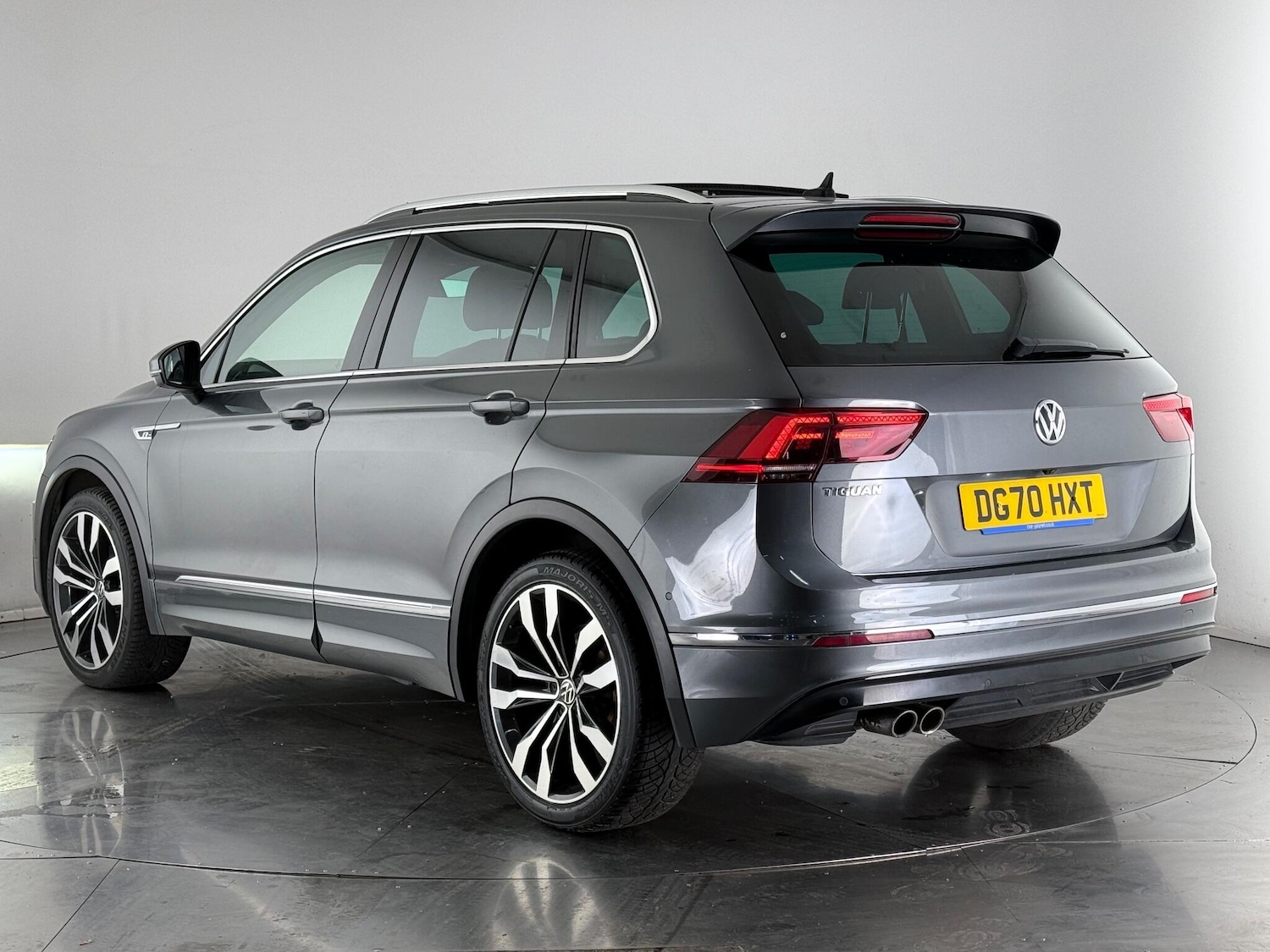 Used Volkswagen Tiguan 2020 for sale - 76936561: Photo 5