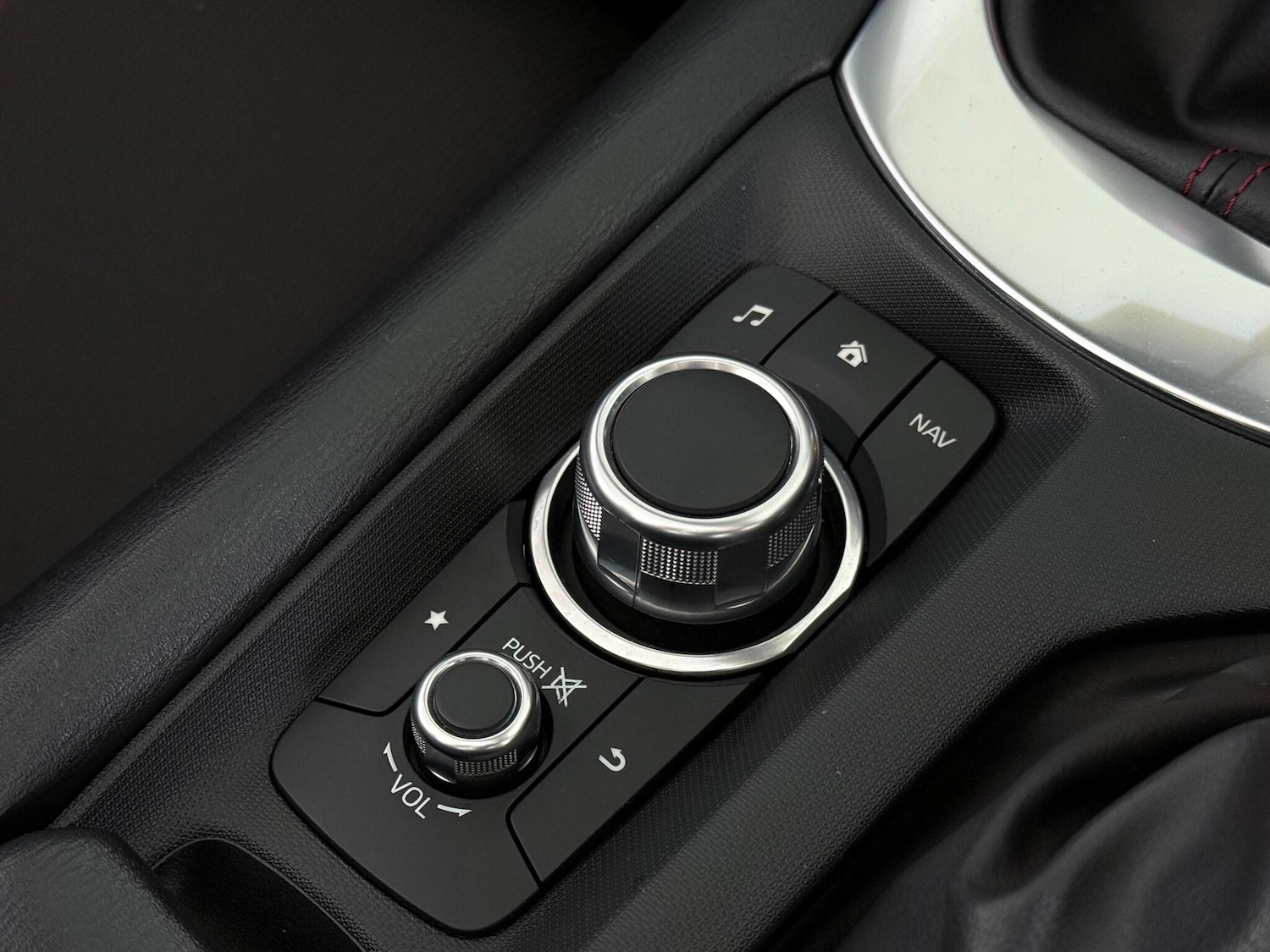 Used Mazda MX-5 2019 for sale - 76855658: Photo 37