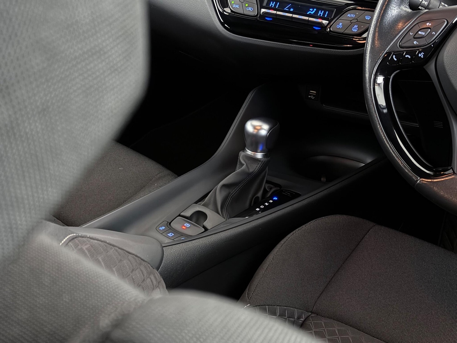 Used Toyota C-HR 2021 for sale - 76468462: Photo 22