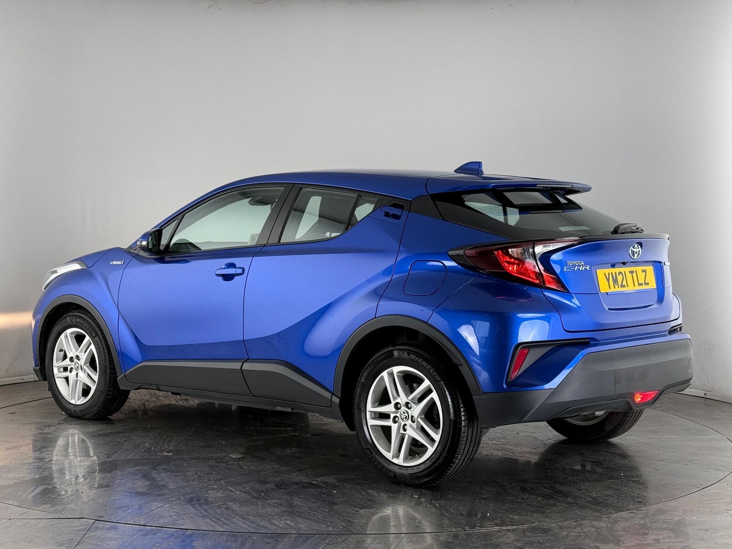 Used Toyota C-HR 2021 for sale - 76468462: Photo 5