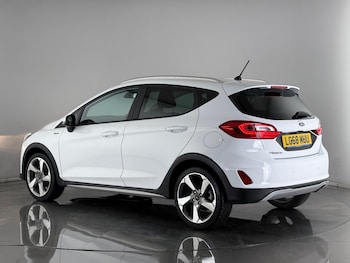 Used Ford Fiesta 2018 for sale - 77222704: Photo