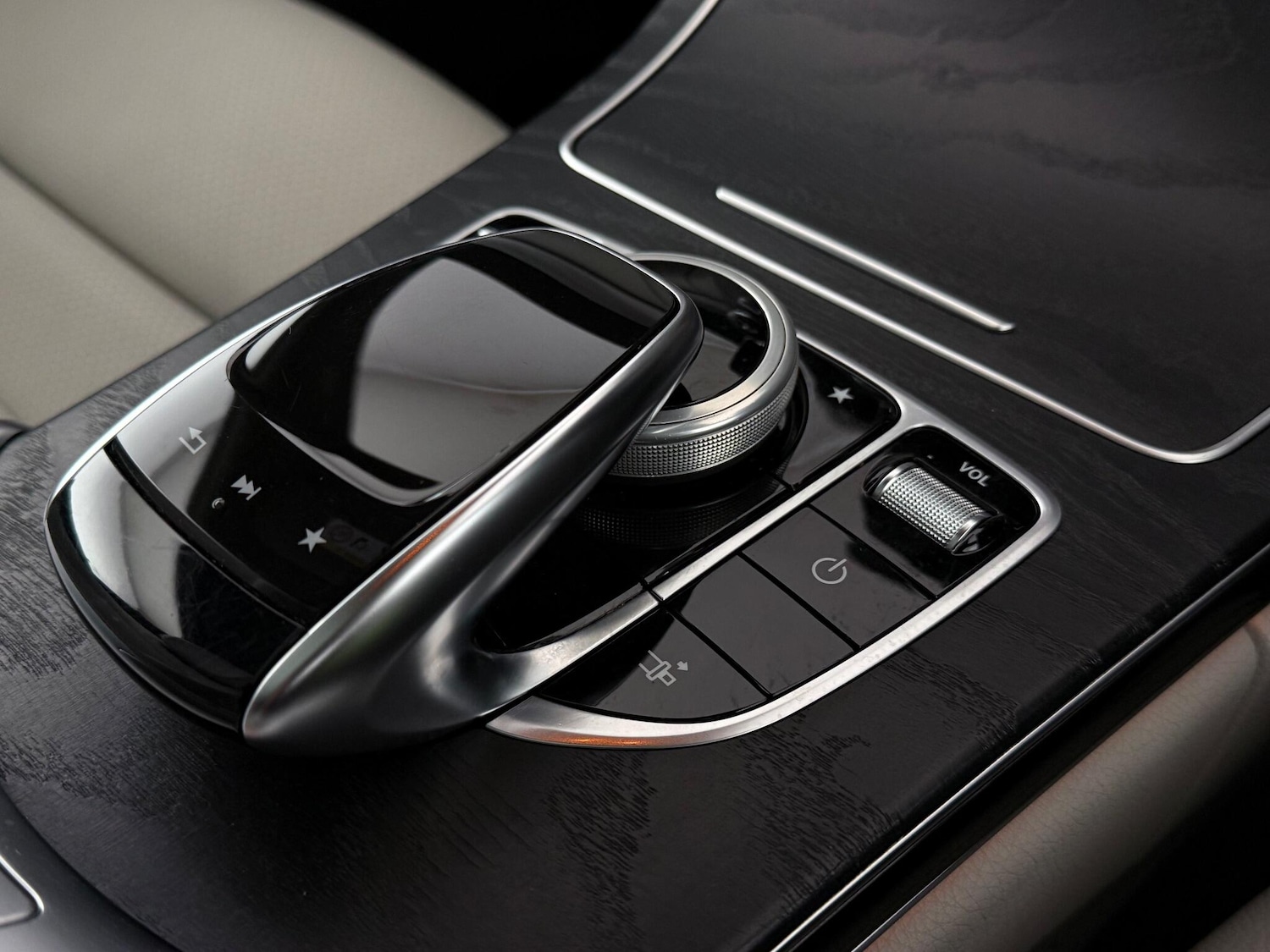 Used Mercedes-Benz C Class 2017 for sale - 76468283: Photo 36