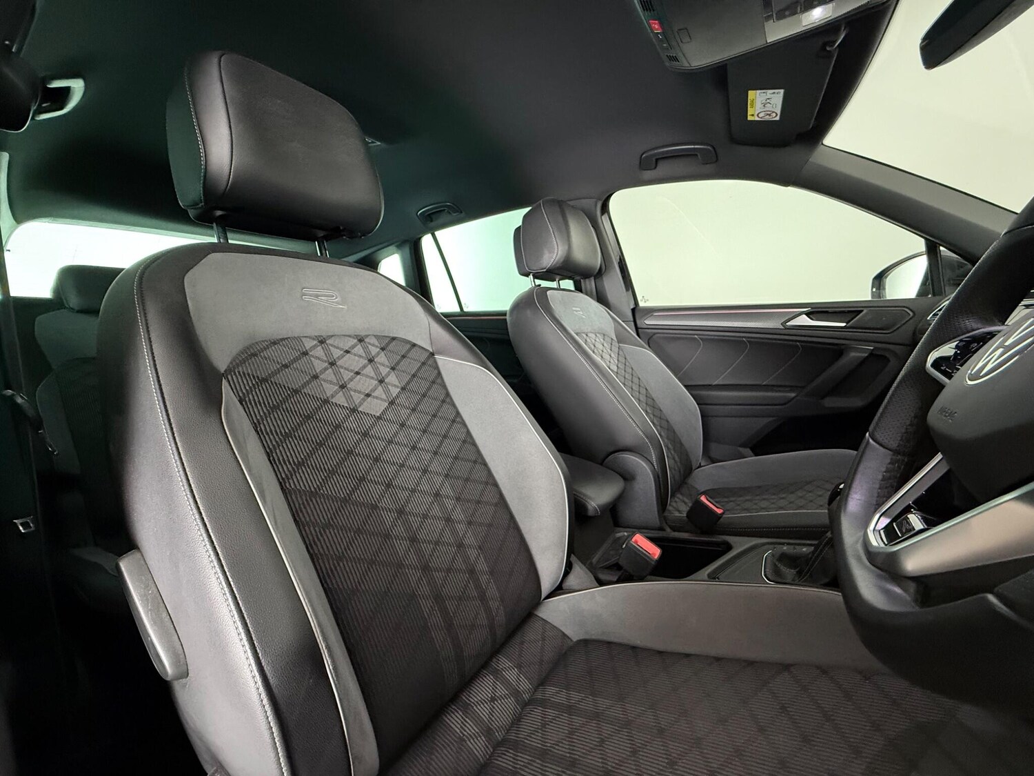 Used Volkswagen Tiguan 2021 for sale - 77932453: Photo 10