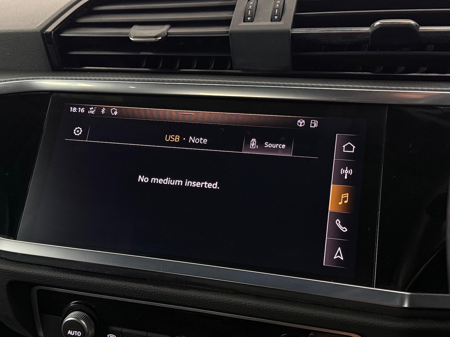 Used Audi Q3 2020 for sale - 77246066: Photo 28