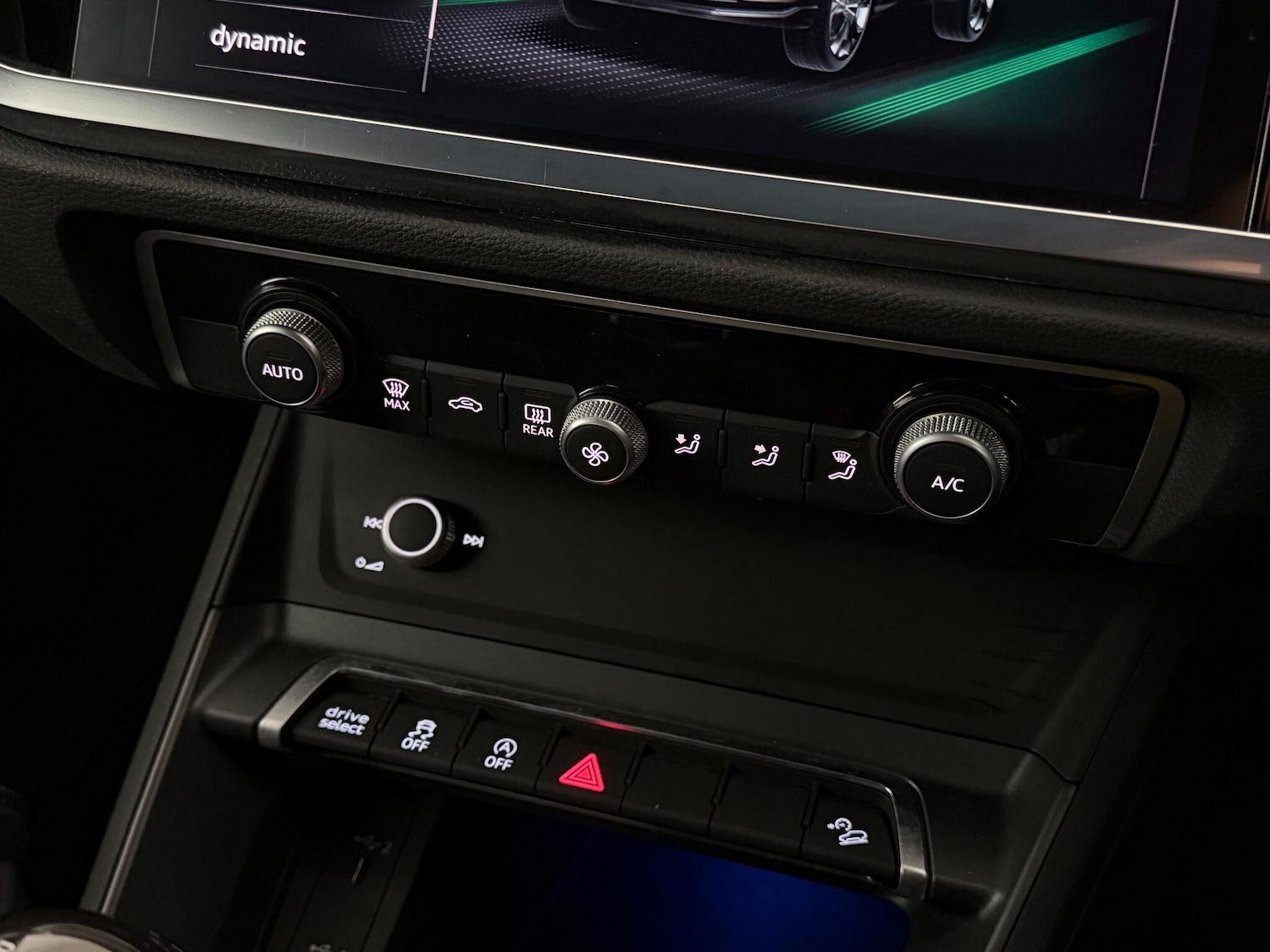 Used Audi Q3 2020 for sale - 77246066: Photo 34