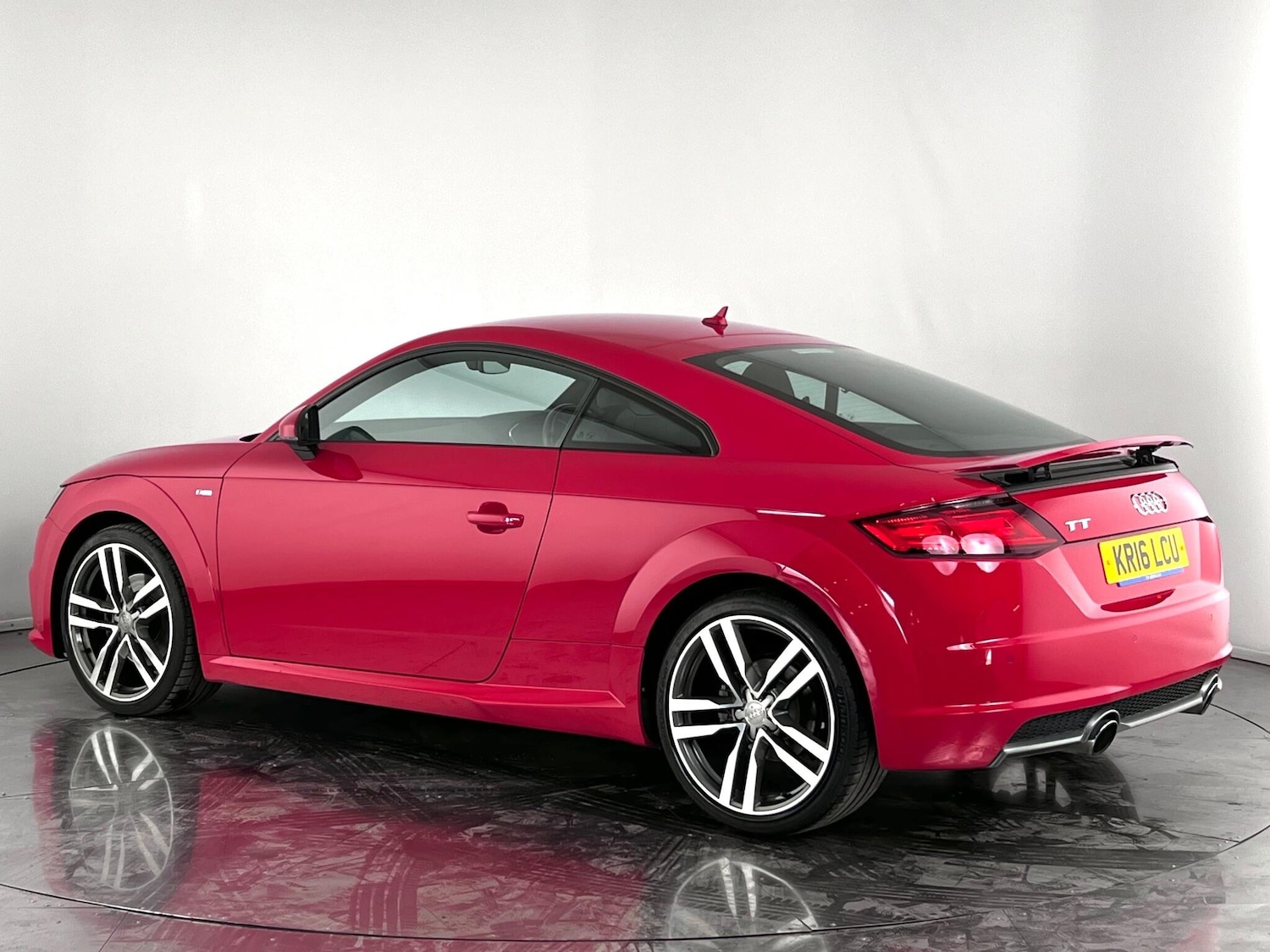 Used Audi TT 2016 for sale - 77260647: Photo 3