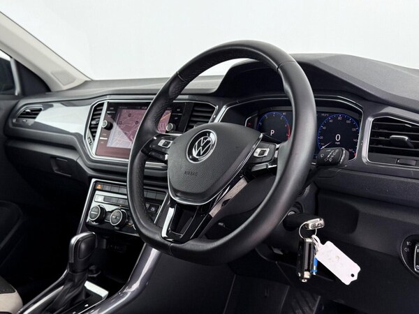 Used Volkswagen T-Roc 2021 for sale - 75602436: Photo 15