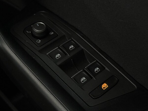 Used Volkswagen T-Roc 2021 for sale - 75602436: Photo 27