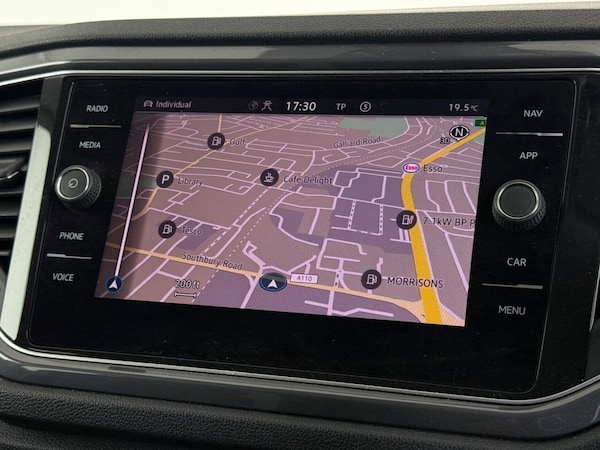 Used Volkswagen T-Roc 2021 for sale - 75602436: Photo 33
