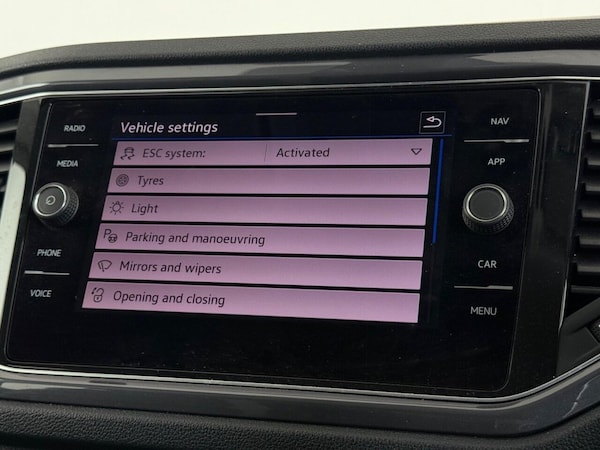 Used Volkswagen T-Roc 2021 for sale - 75602436: Photo 34