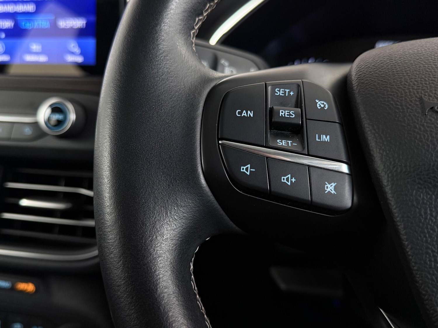 Used Ford Focus 2020 for sale - 77260045: Photo 19