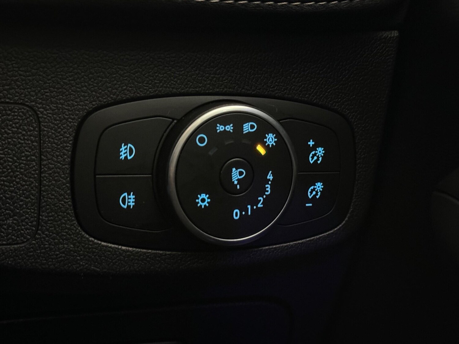 Used Ford Focus 2020 for sale - 77260045: Photo 36