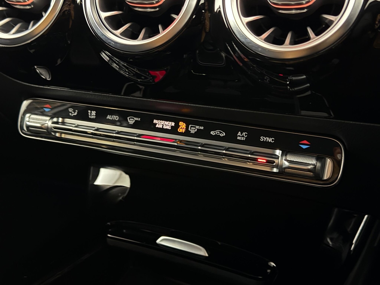 Used Mercedes-Benz A-Class for sale - 76468592: Photo 42