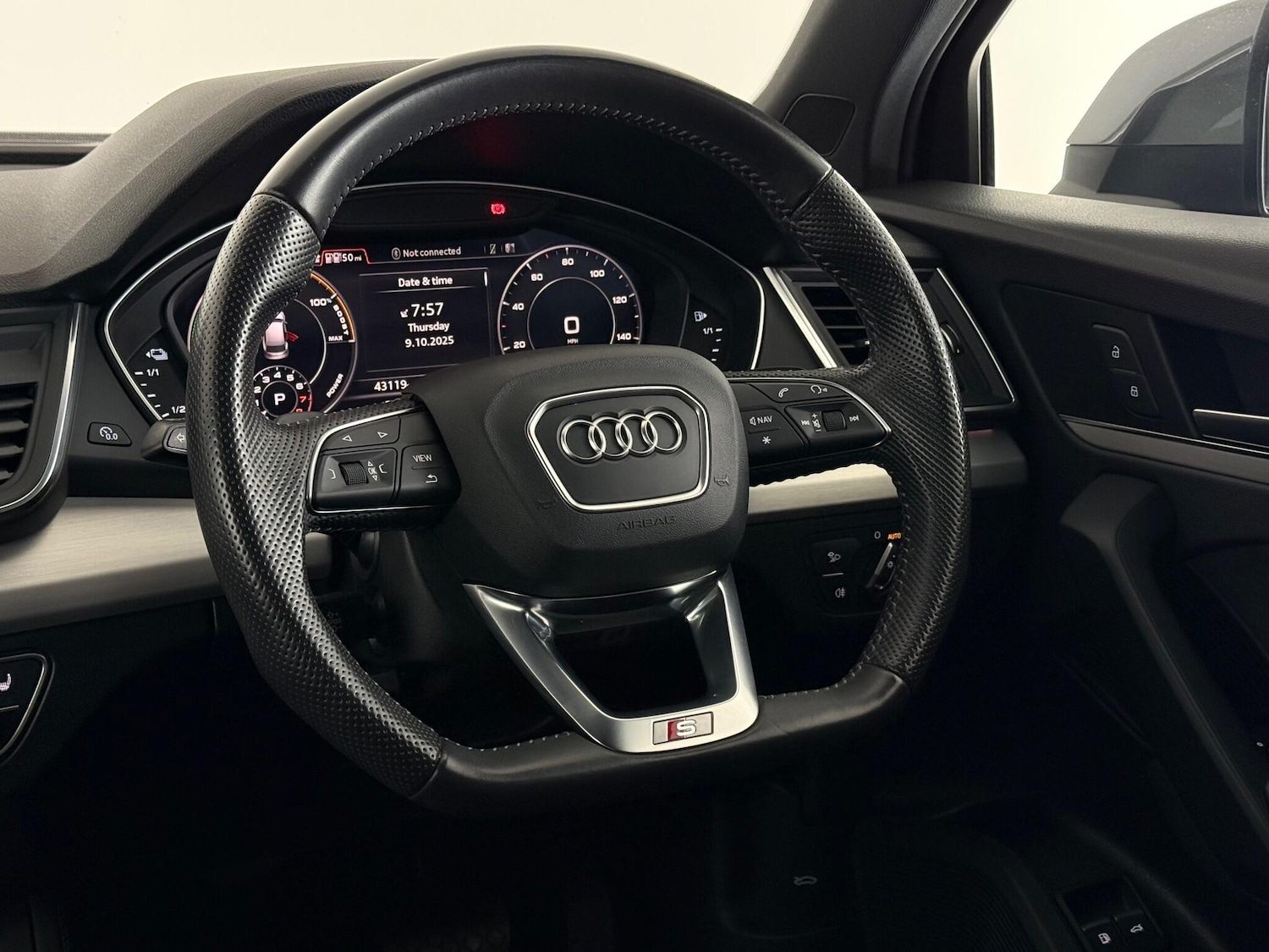 Used Audi Q5 2019 for sale - 76468698: Photo 25
