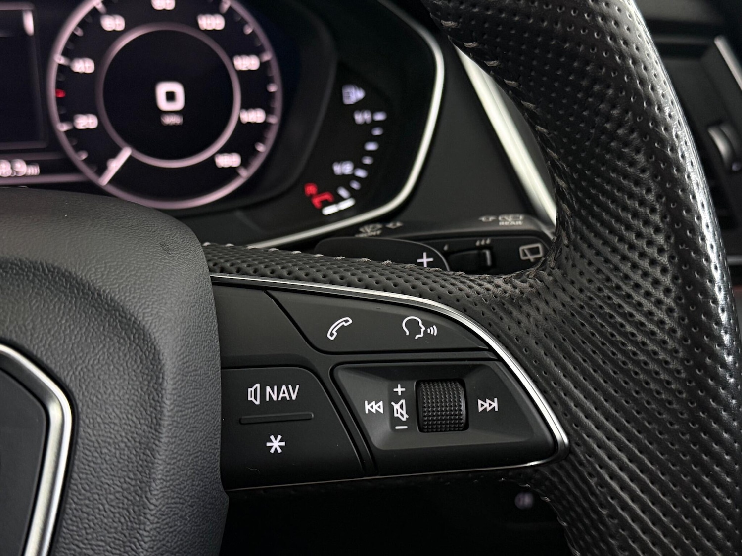 Used Audi Q5 2019 for sale - 76468698: Photo 28