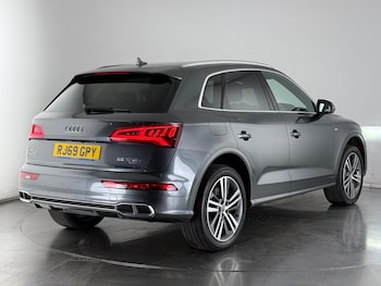Used Audi Q5 2019 for sale - 76468698: Photo