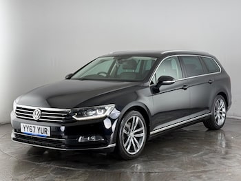 Used Volkswagen Passat 2018 for sale - 76468744: Photo