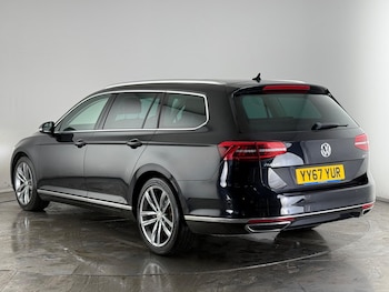 Used Volkswagen Passat 2018 for sale - 76468744: Photo