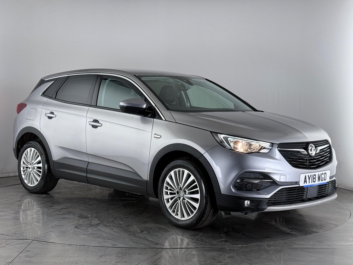 Used Vauxhall Grandland X 2018 for sale - 77196329: Photo 1