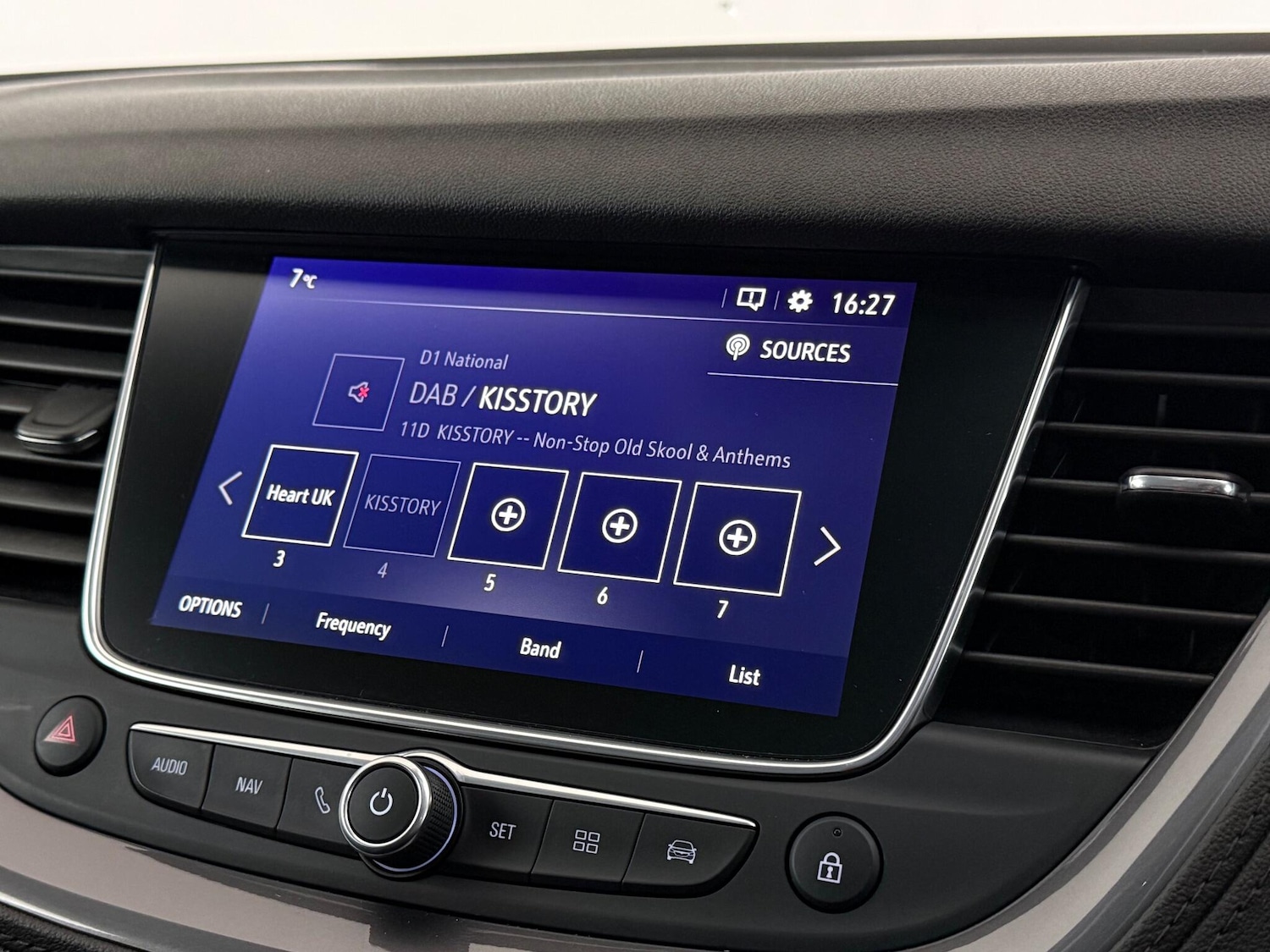 Used Vauxhall Grandland X 2018 for sale - 77196329: Photo 25