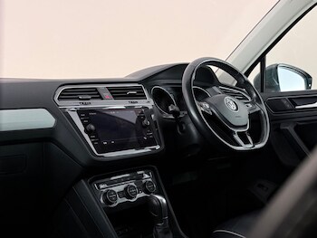 Used Volkswagen Tiguan 2018 for sale - 79497321: Photo