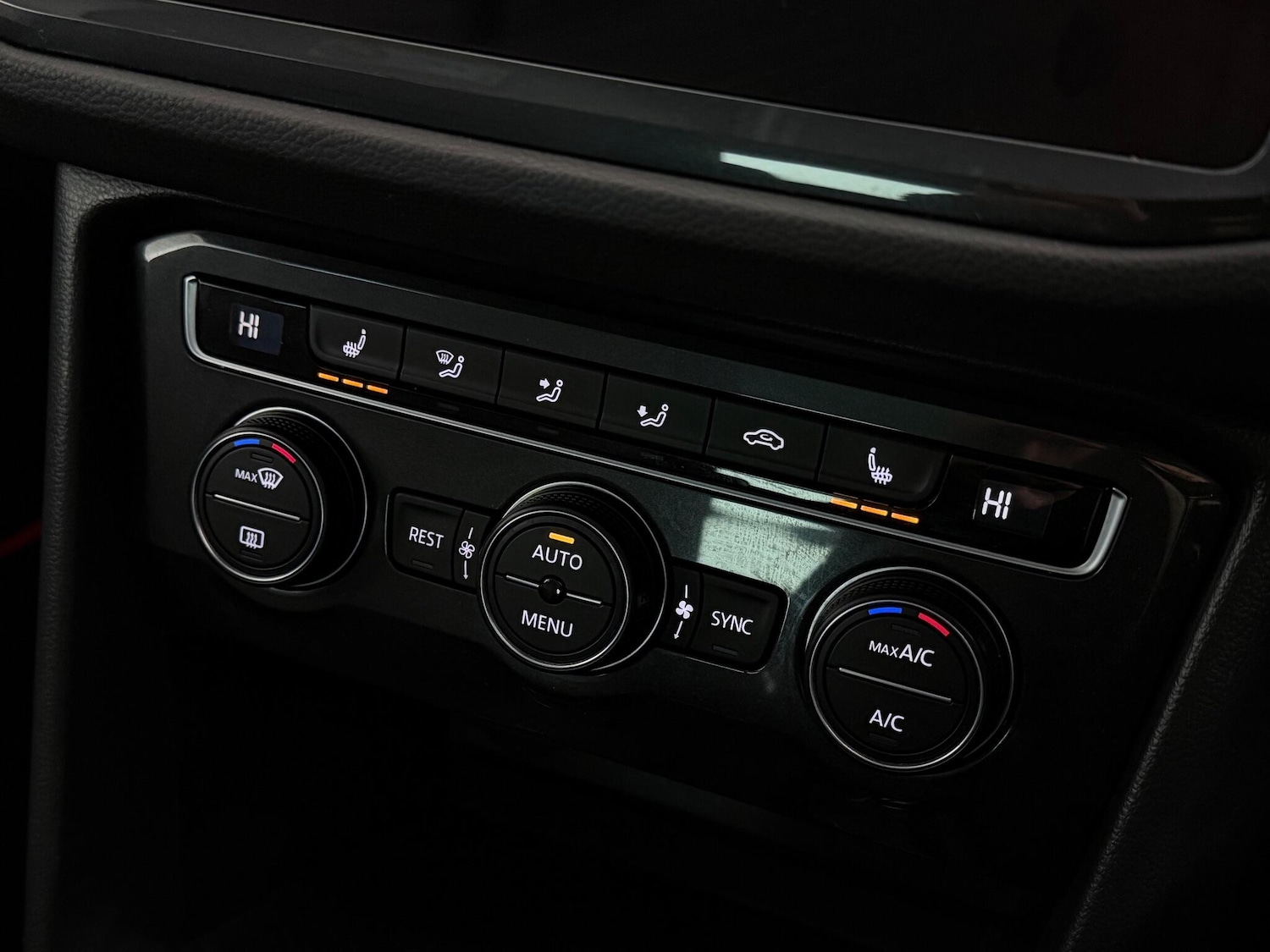 Used Volkswagen Tiguan 2019 for sale - 76468216: Photo 42