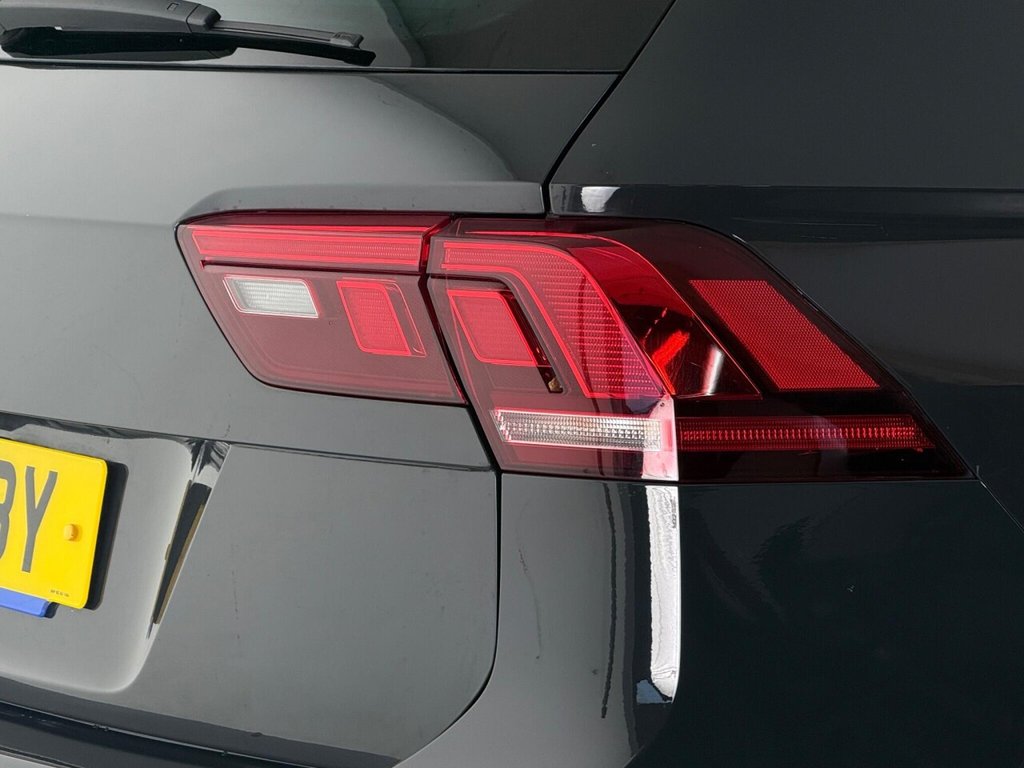 Used Volkswagen Tiguan 2019 for sale - 76417250: Photo 10