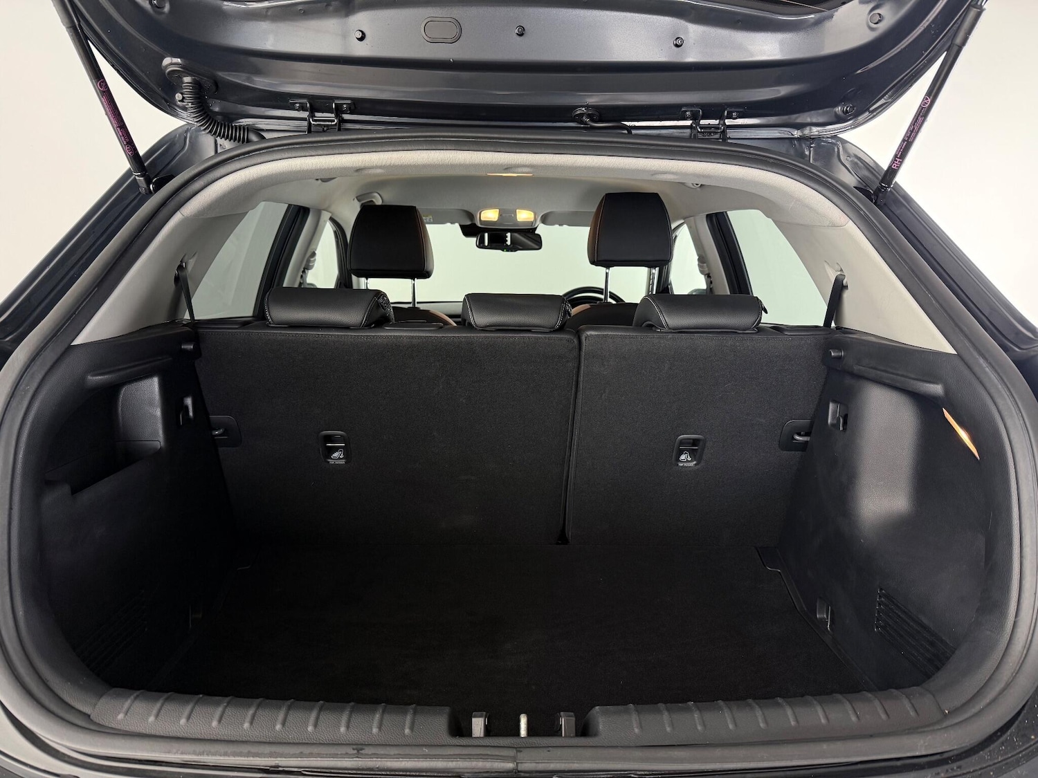 Used Kia Stonic 2020 for sale - 76645625: Photo 10