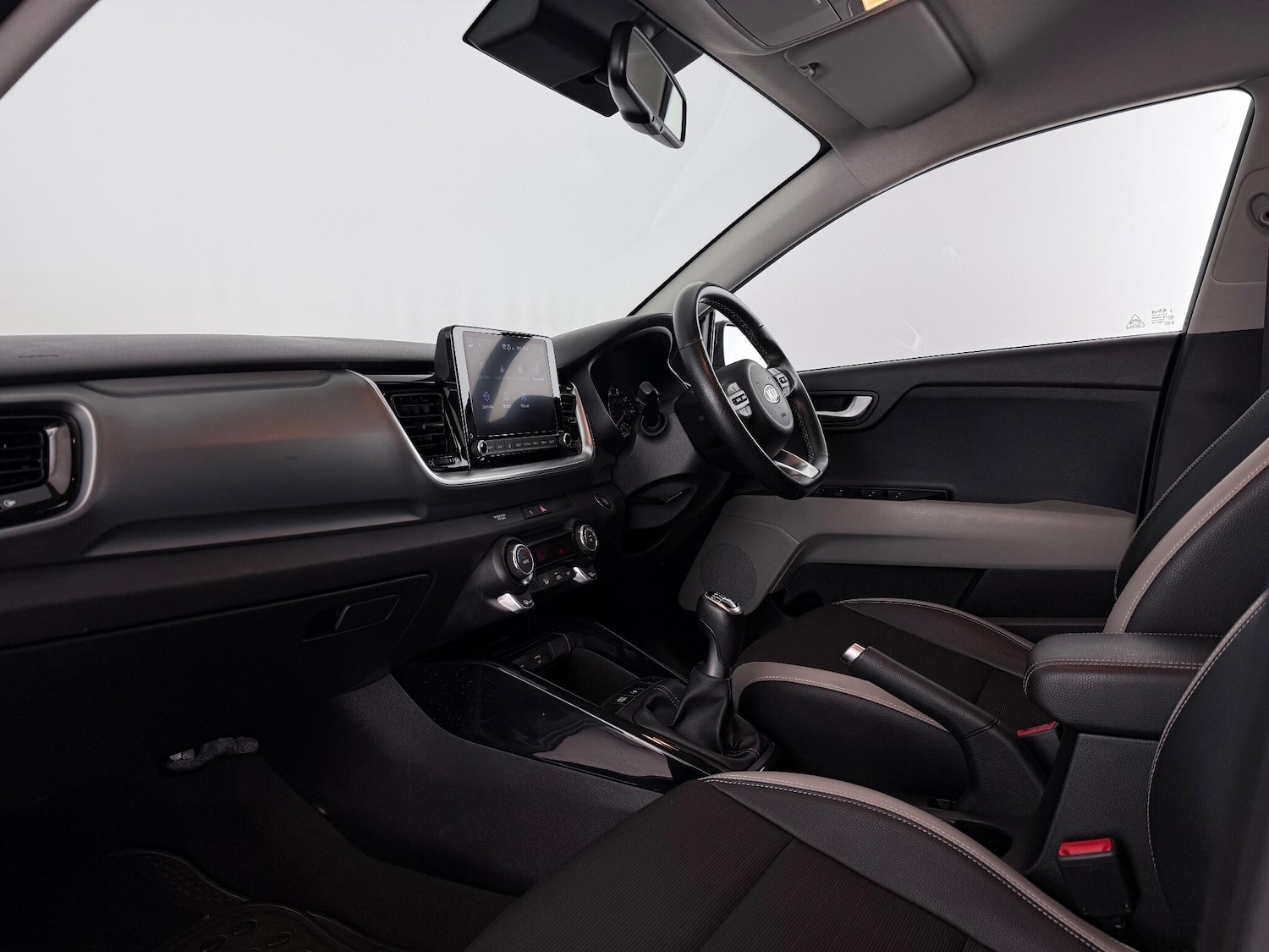 Used Kia Stonic 2020 for sale - 76645625: Photo 16