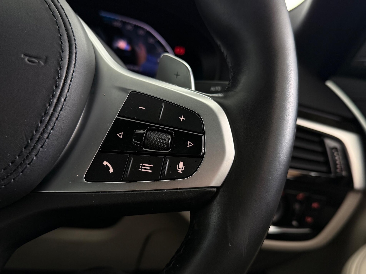 Used BMW 5 Series 2019 for sale - 76468308: Photo 26