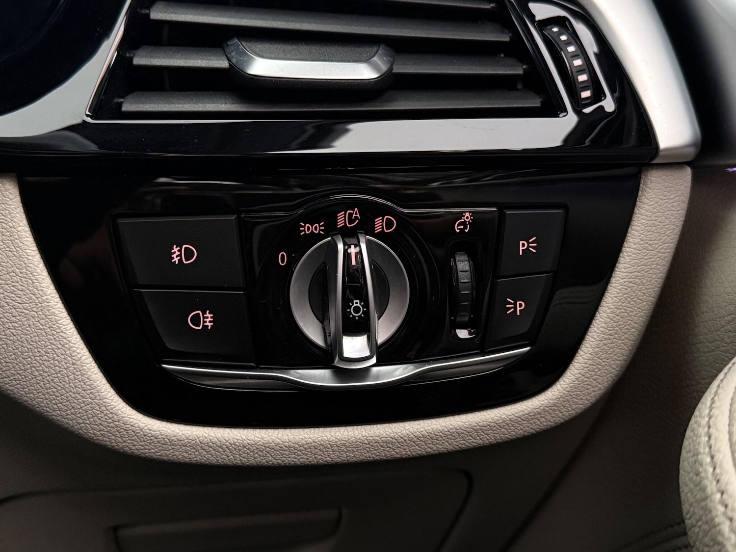 Used BMW 5 Series 2019 for sale - 76468308: Photo 29