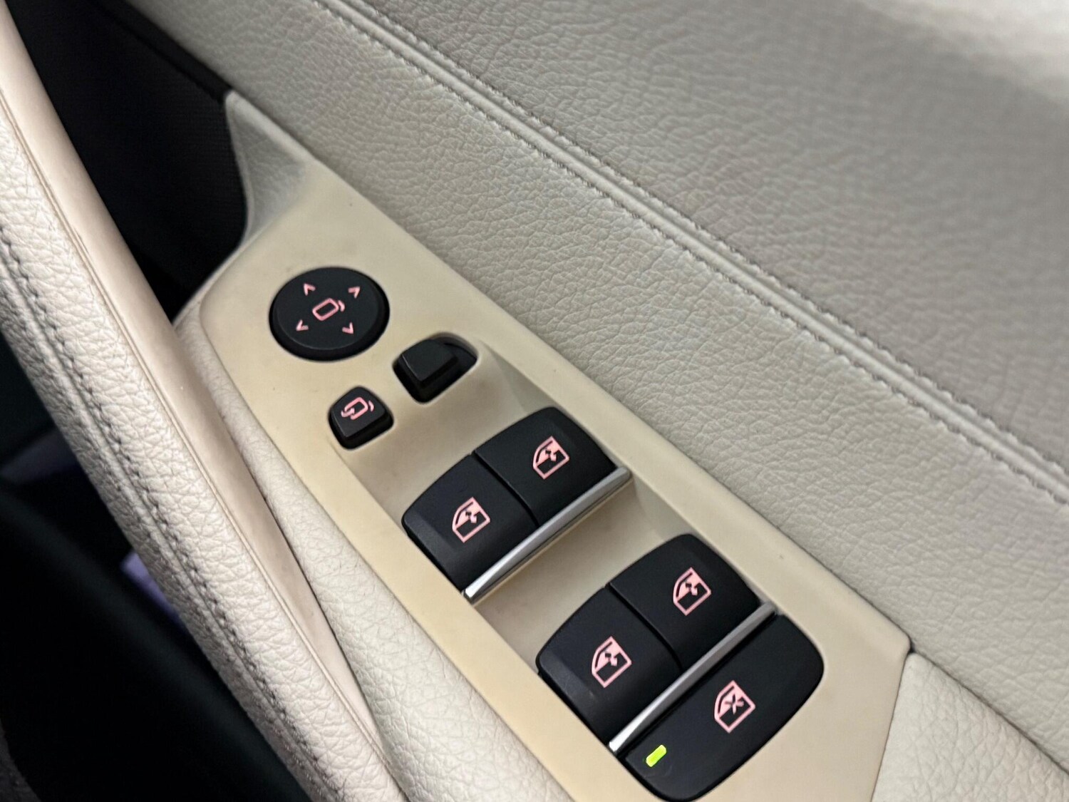 Used BMW 5 Series 2019 for sale - 76468308: Photo 32