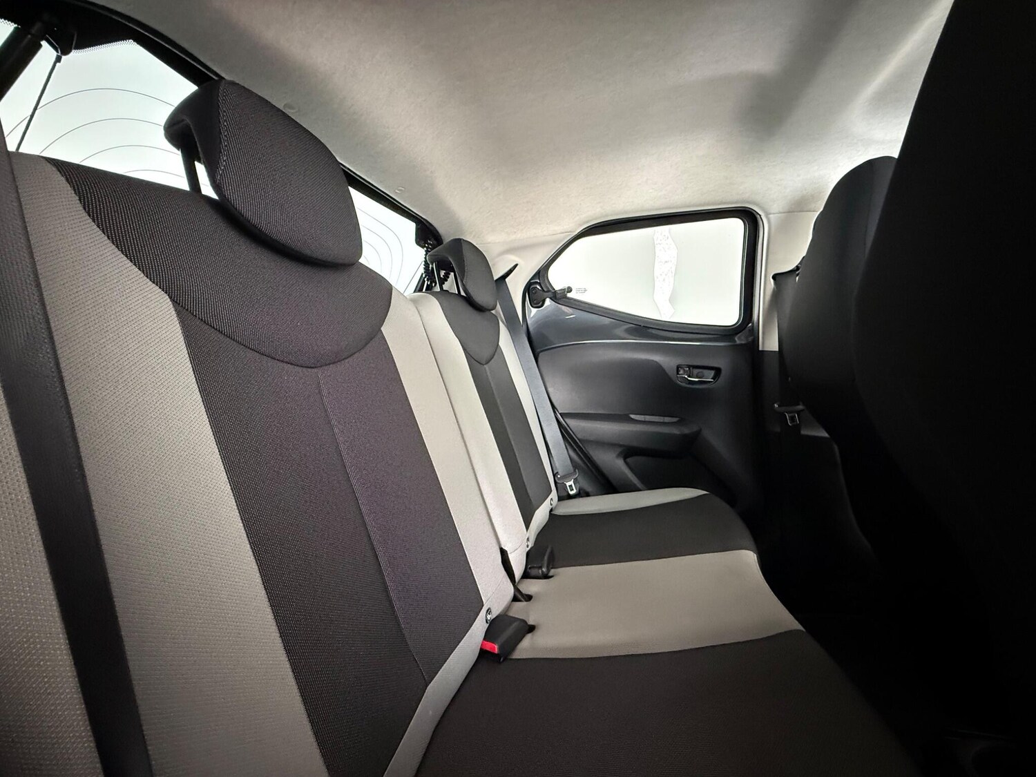 Used Toyota AYGO 2018 for sale - 77497598: Photo 14