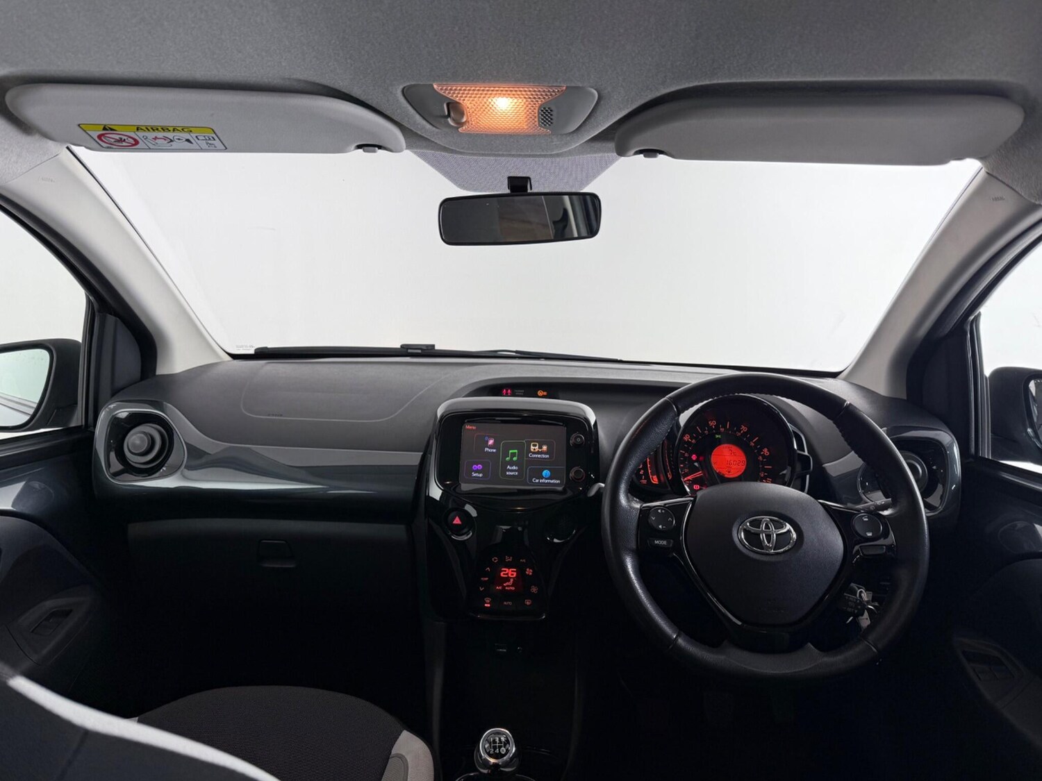 Used Toyota AYGO 2018 for sale - 77497598: Photo 15