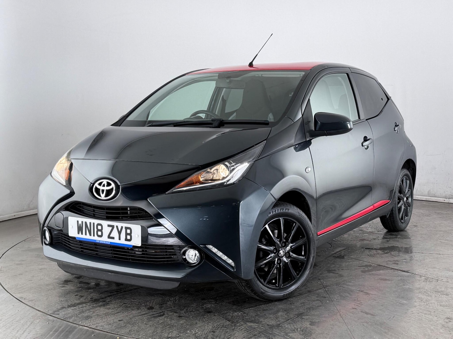 Used Toyota AYGO 2018 for sale - 77497598: Photo 32