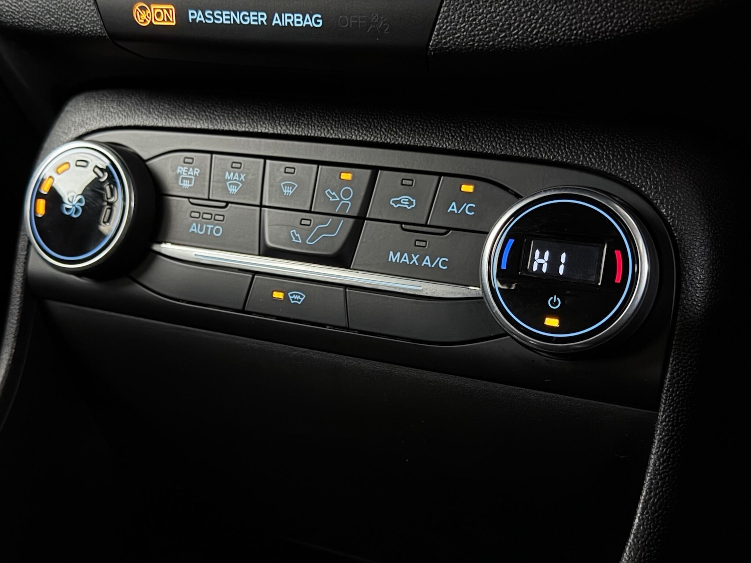 Used Ford Fiesta 2019 for sale - 77970779: Photo 32