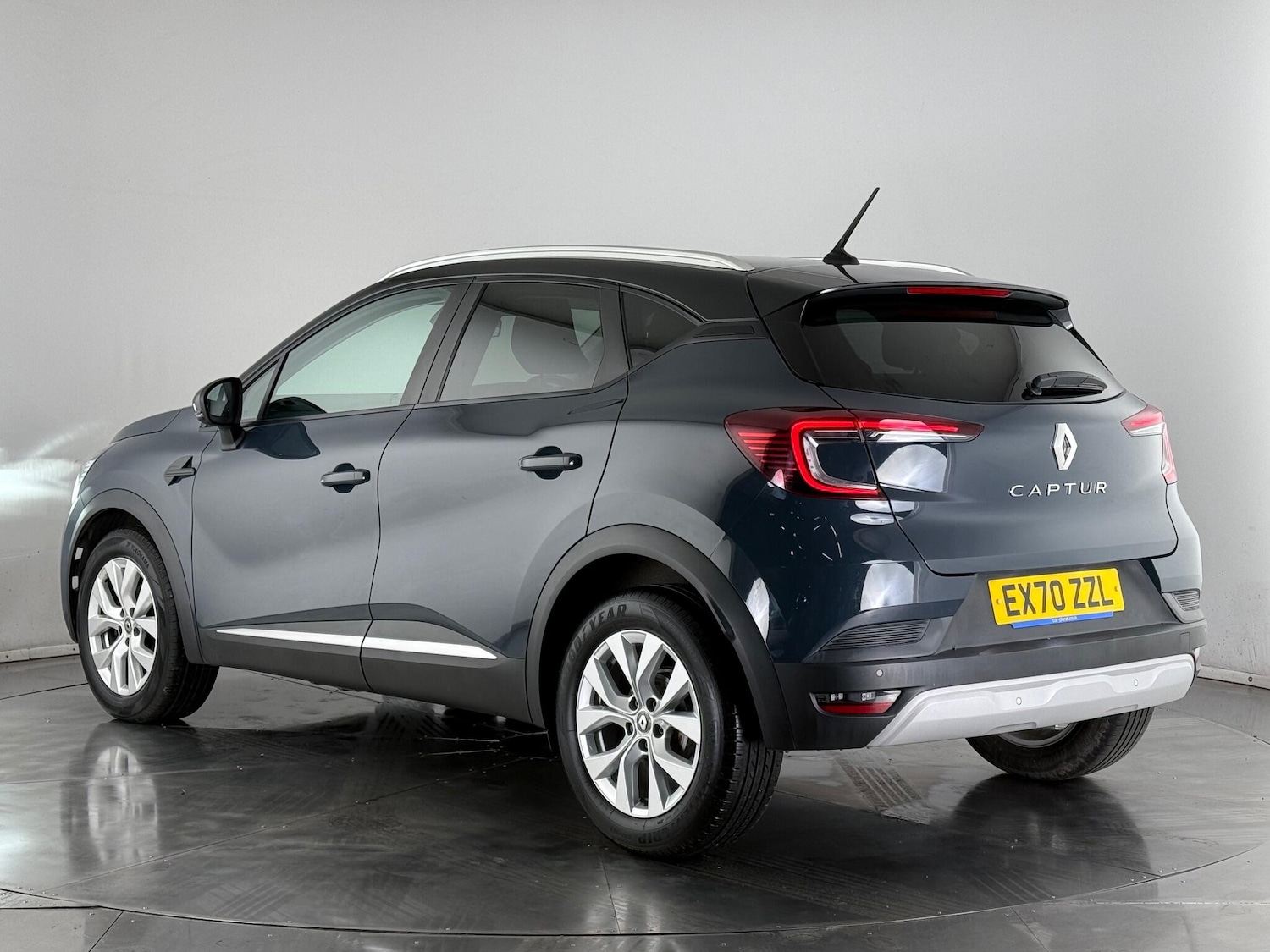 Used Renault Captur 2020 for sale - 77221859: Photo 3