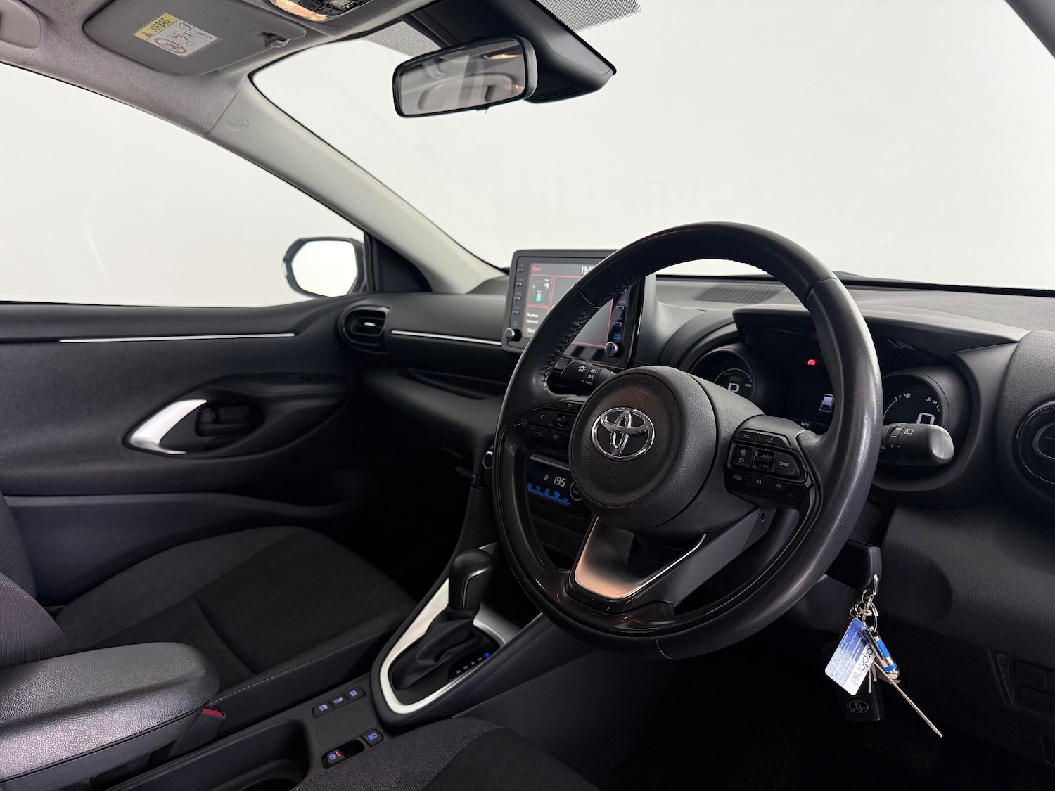 Used Toyota Yaris 2022 for sale - 77181162: Photo 10