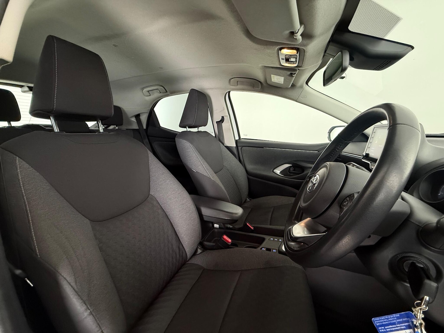 Used Toyota Yaris 2022 for sale - 77181162: Photo 11