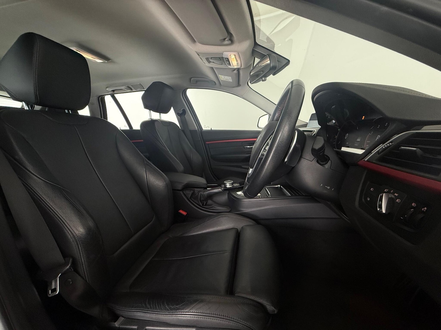 Used BMW 3 Series 2019 for sale - 76468331: Photo 16