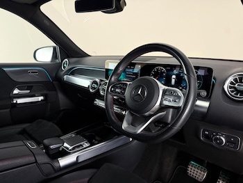 Used Mercedes-Benz GLB 2020 for sale - 79453912: Photo