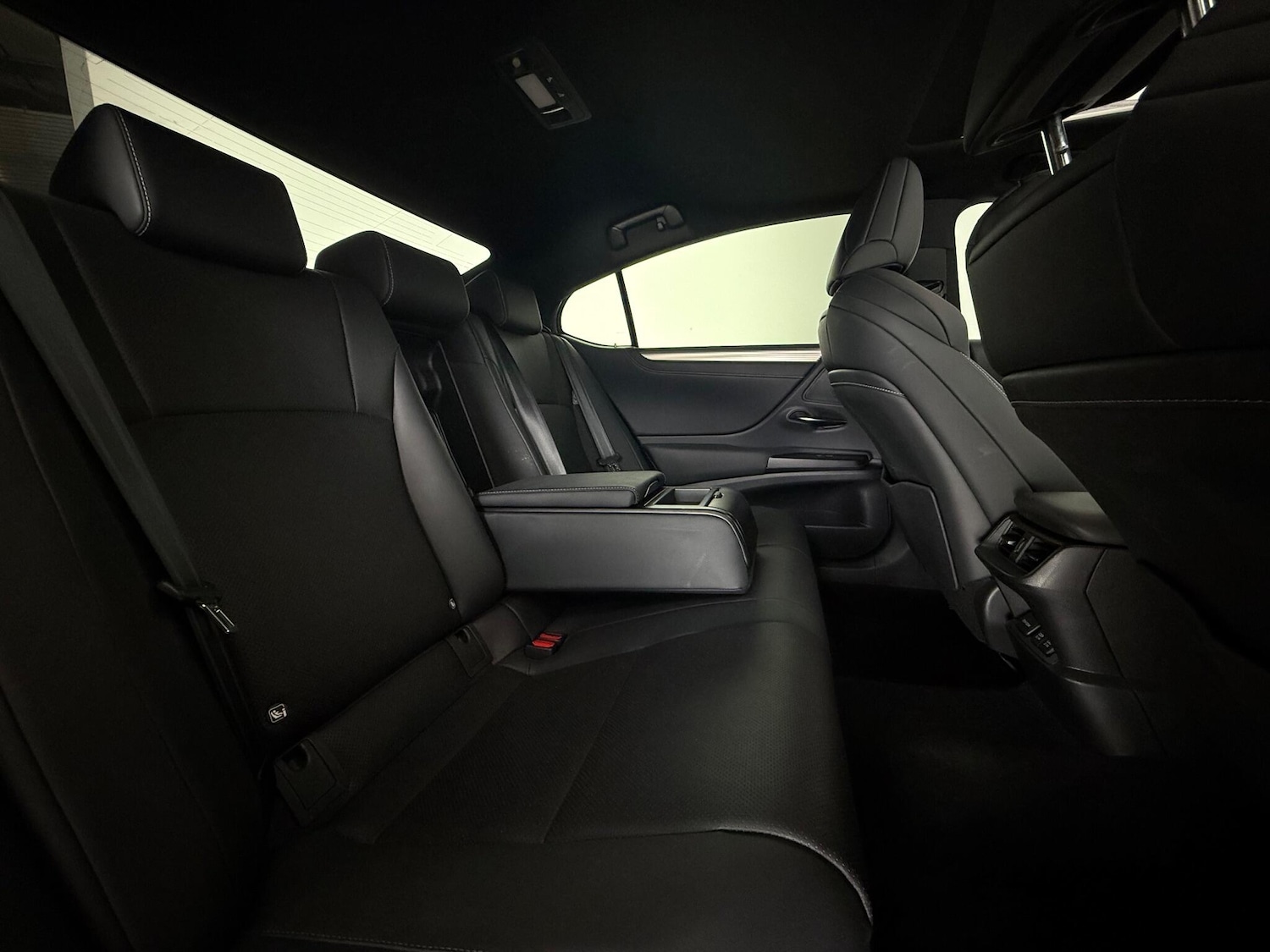 Used Lexus ES 2020 for sale - 76952368: Photo 20