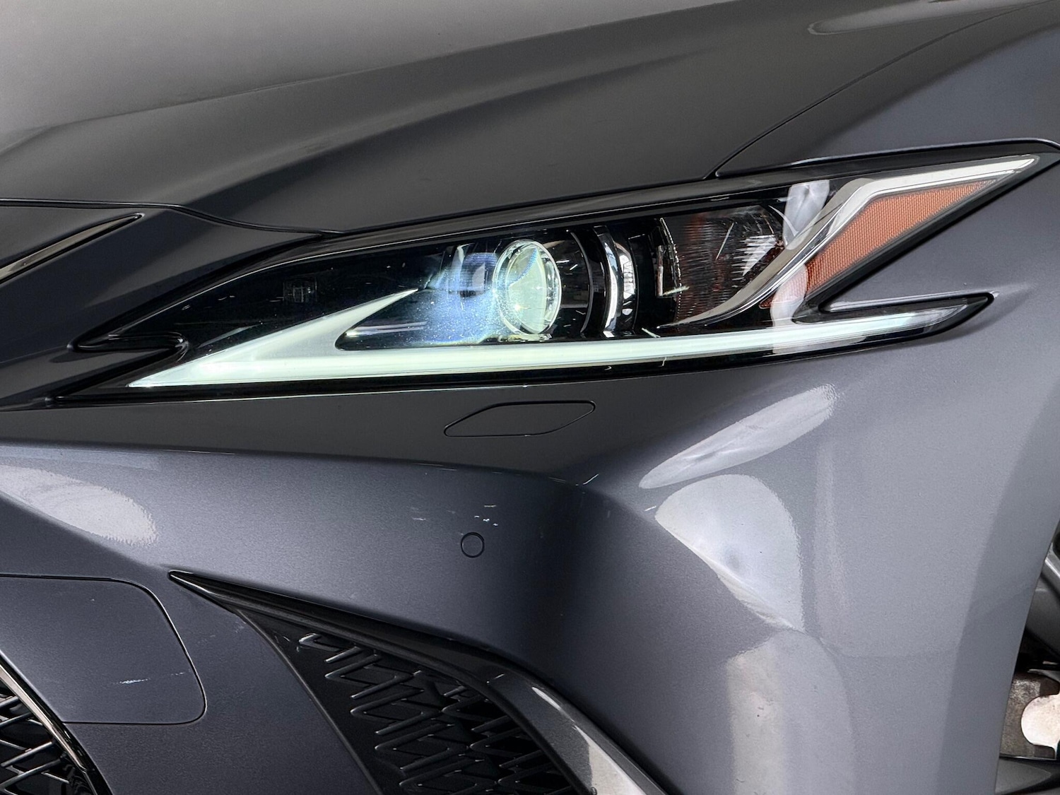 Used Lexus ES 2020 for sale - 76952368: Photo 8