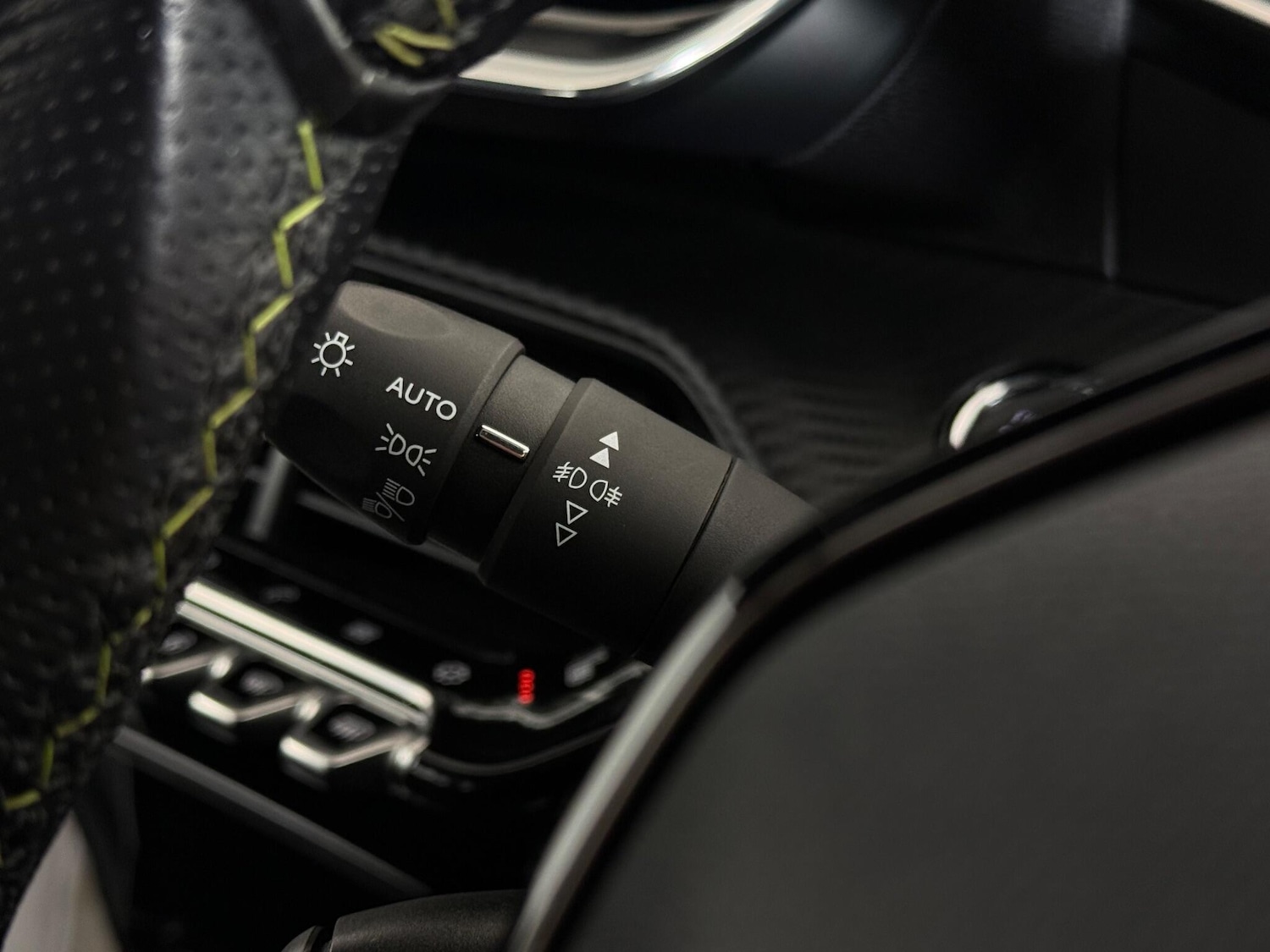 Used Peugeot 2008 2021 for sale - 77246609: Photo 17