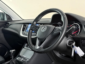 Used Vauxhall Grandland X 2019 for sale - 79349664: Photo